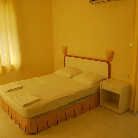 Aparthotel Linda Apart 3*